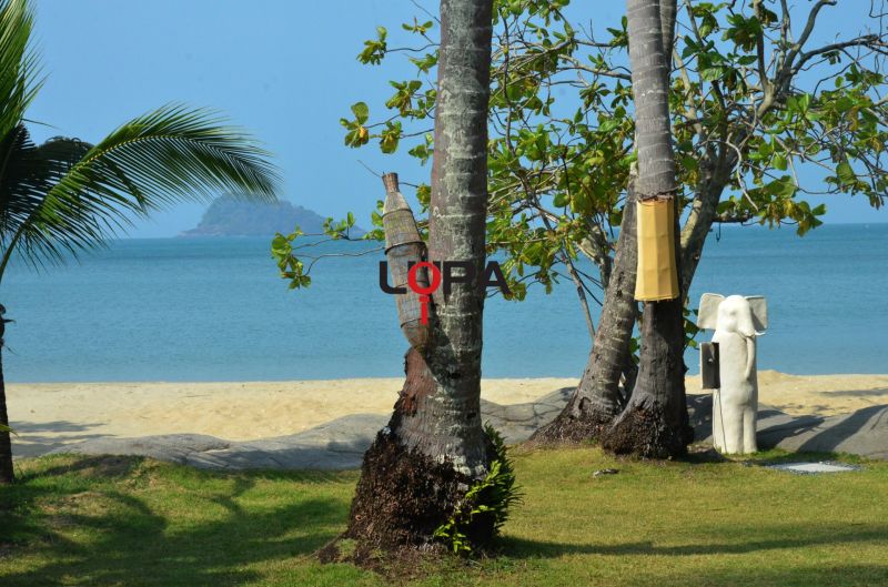 vila 02 pri pláži, s tromi spálňami na ostrove Koh Chang